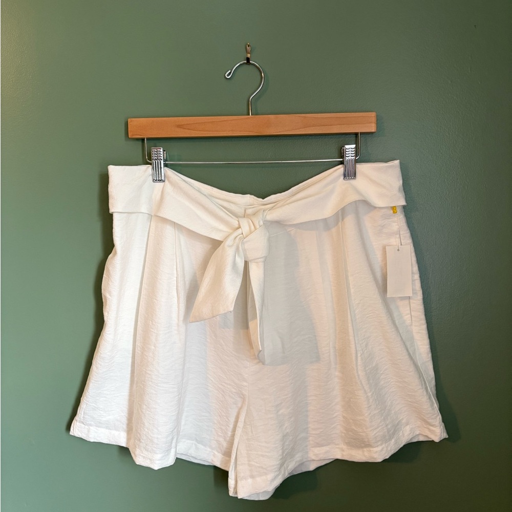 CeCe White High-Waist Tie Front Shorts